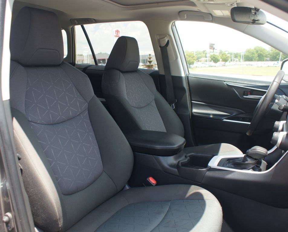 Used 2024 Toyota RAV4 XLE w/ Convenience Package AWD/4WD image 23