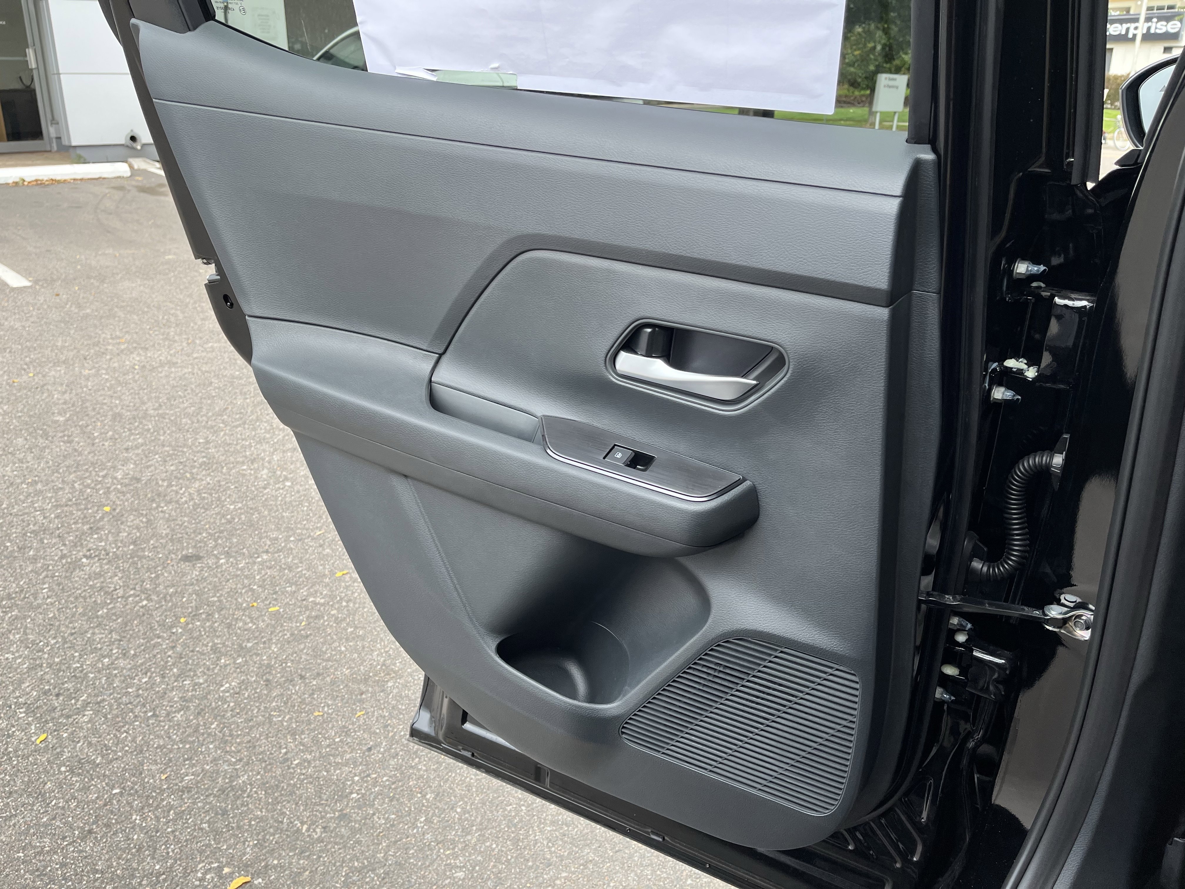 New 2026 Nissan Kicks SV w/ Cold Weather Package image 25