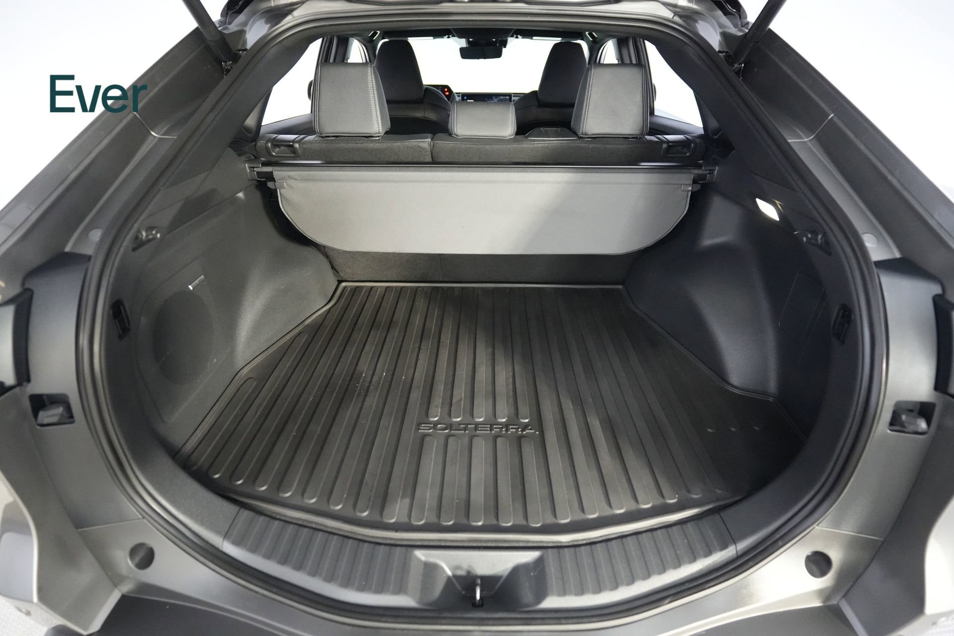 Used 2023 Subaru Solterra AWD image 8