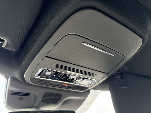 New 2026 Lincoln Navigator L Reserve w/ Jet Appearance Package AWD/4WD image 30