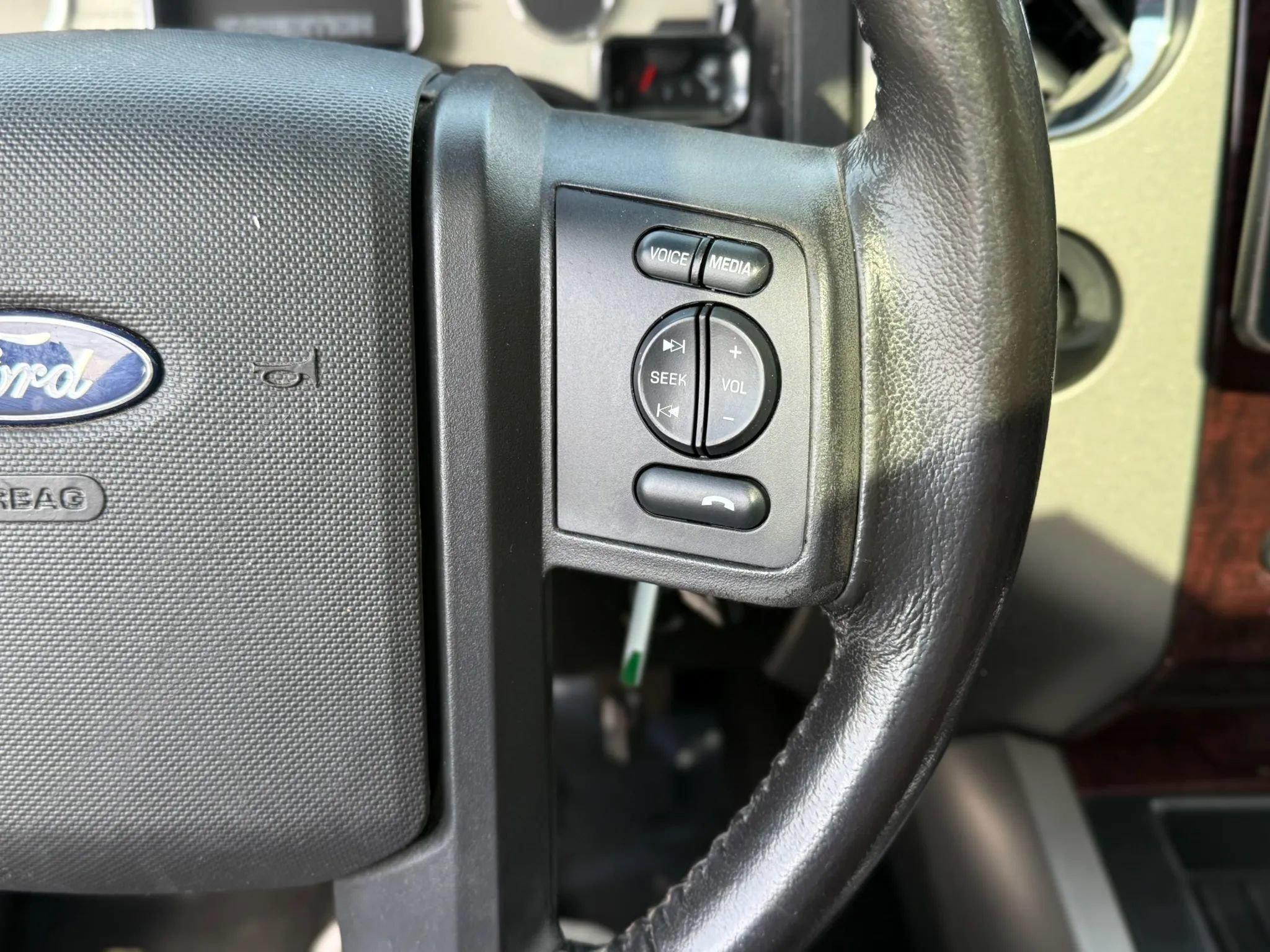 Used 2014 Ford Expedition EL King Ranch RWD image 19