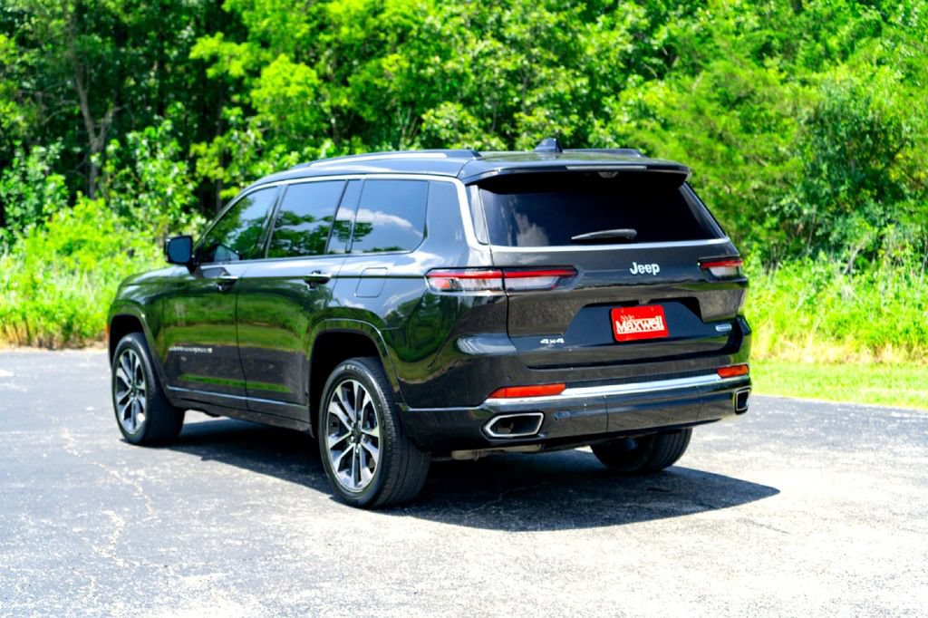 Used 2023 Jeep Grand Cherokee L Overland w/ Advanced Protech Group III AWD/4WD image 9