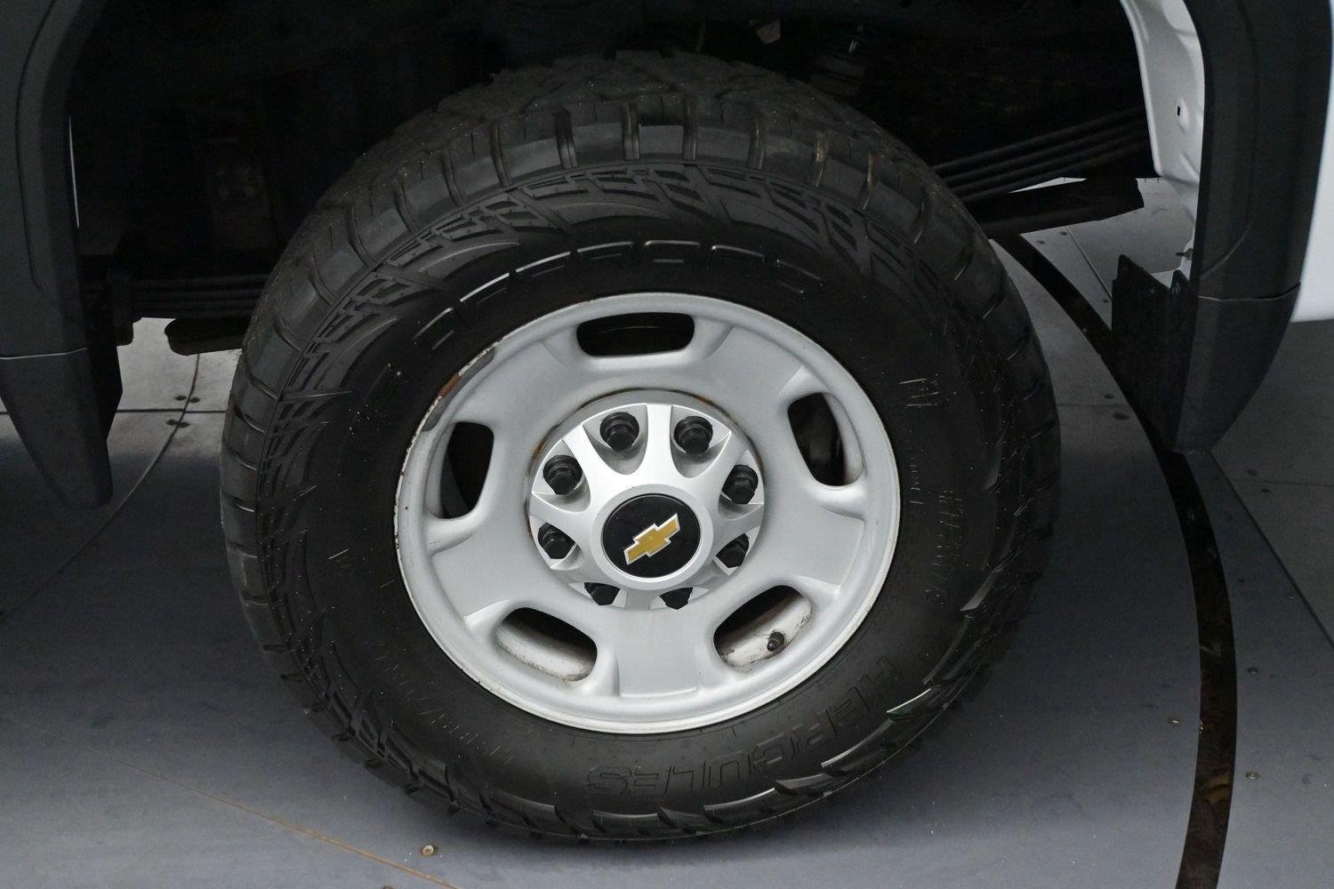 Used 2021 Chevrolet Silverado 2500 W/T w/ WT Convenience Package AWD/4WD image 29