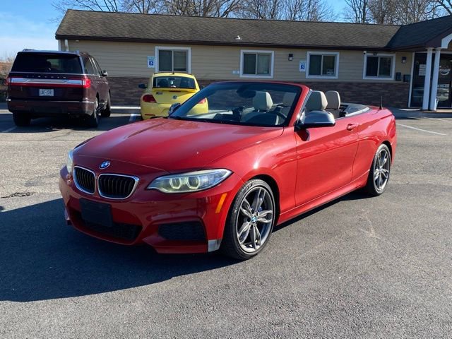 Used 2016 BMW M235i xDrive Convertible image 9