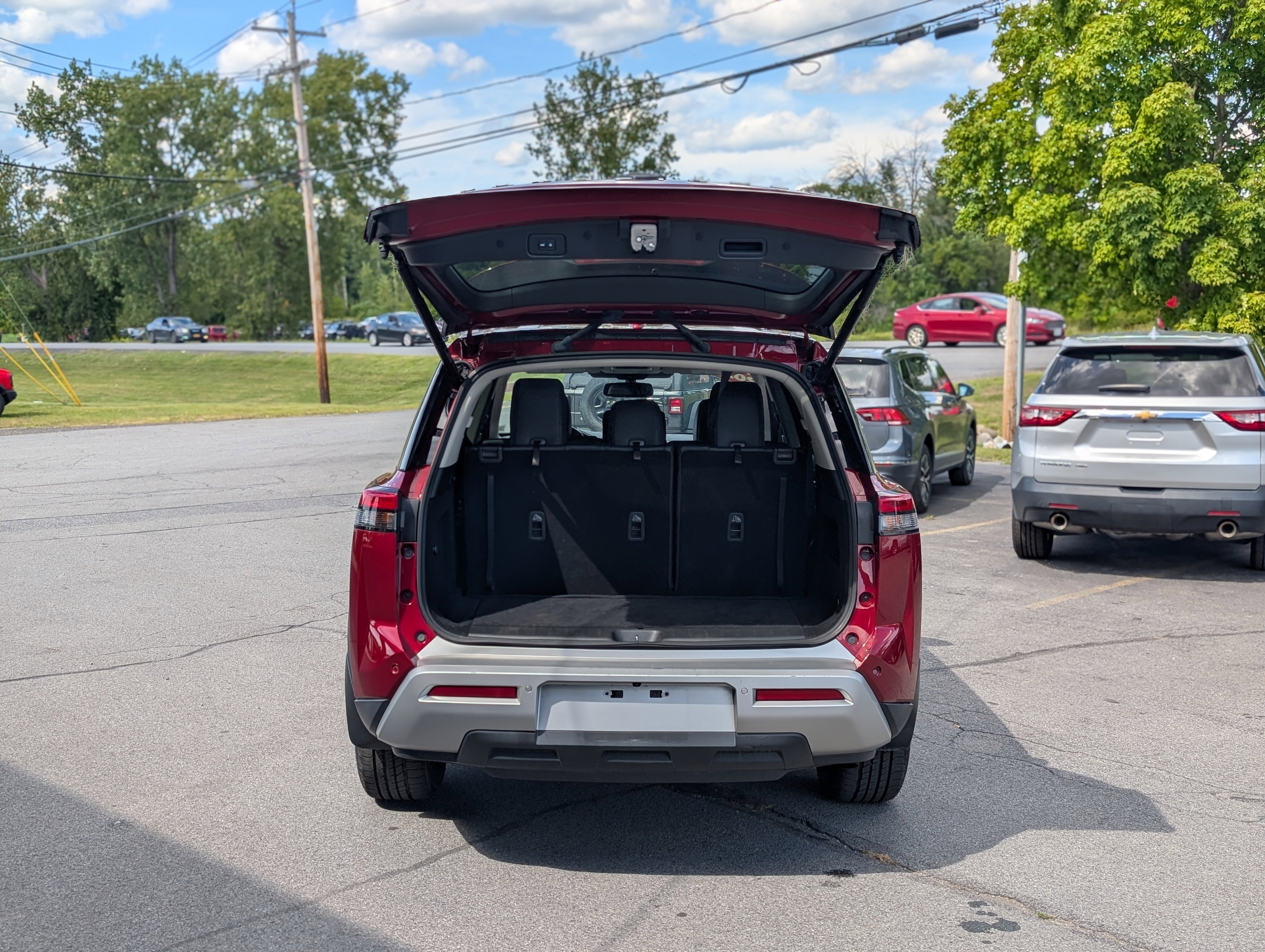 Used 2022 Nissan Pathfinder SL image 38