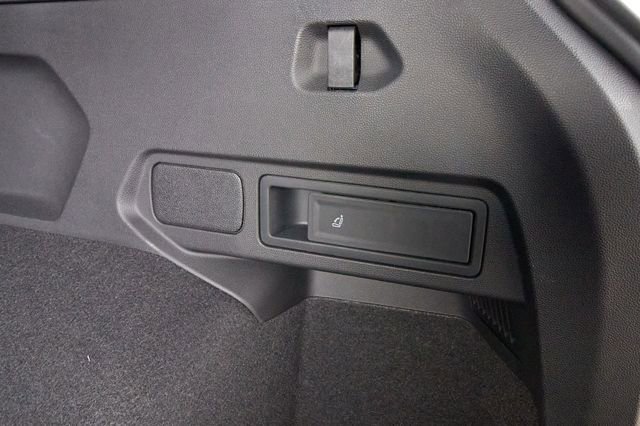 Used 2024 Volkswagen Tiguan SEL R-Line w/ MDO Package, Two-Row AWD/4WD image 23