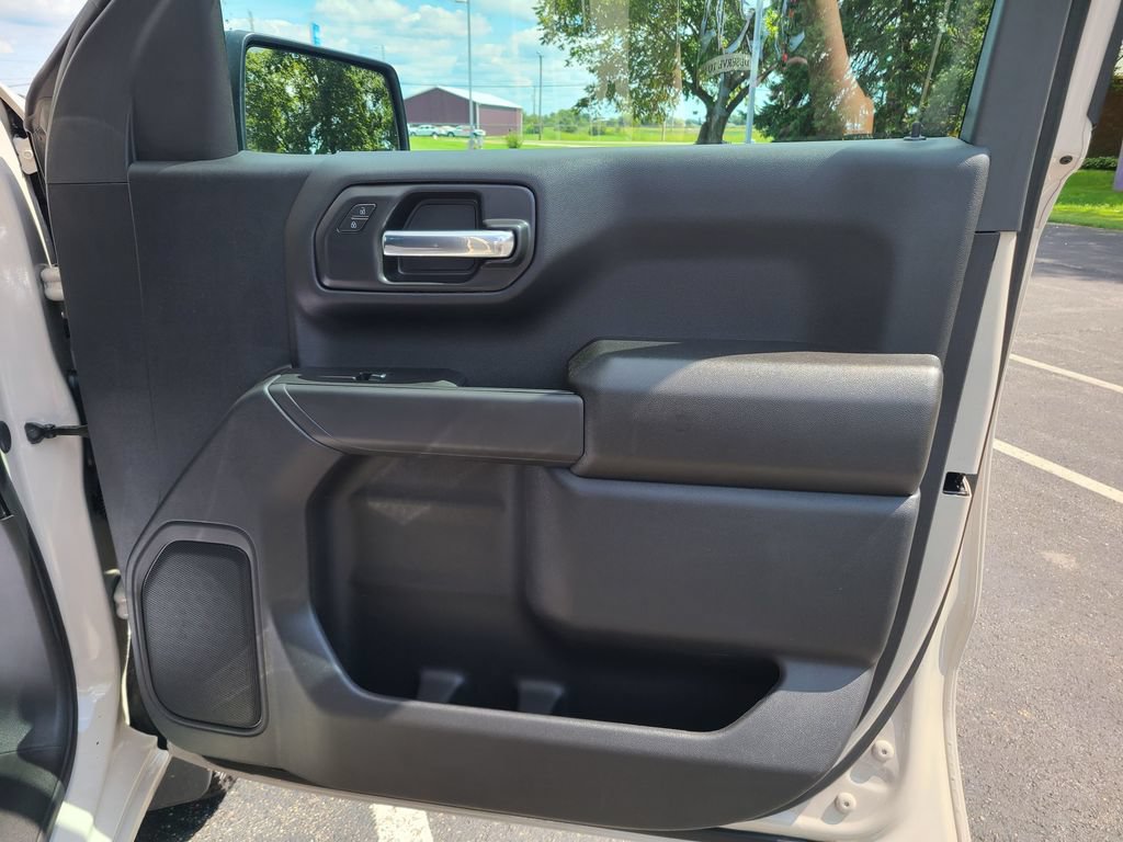 New 2026 Chevrolet Silverado 1500 Custom Trail Boss AWD/4WD image 9