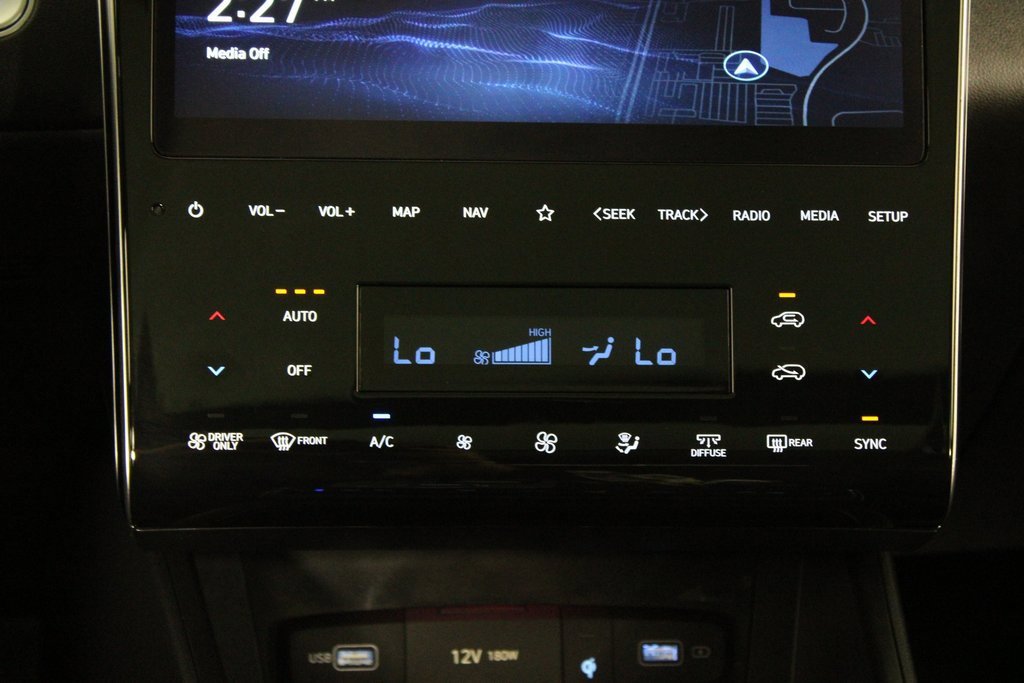 Certified 2024 Hyundai Tucson Limited image 17