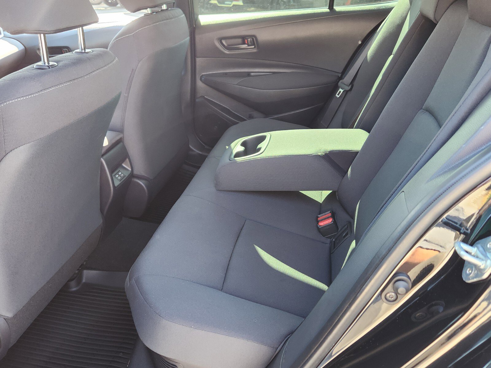 Certified 2025 Toyota Corolla LE image 5