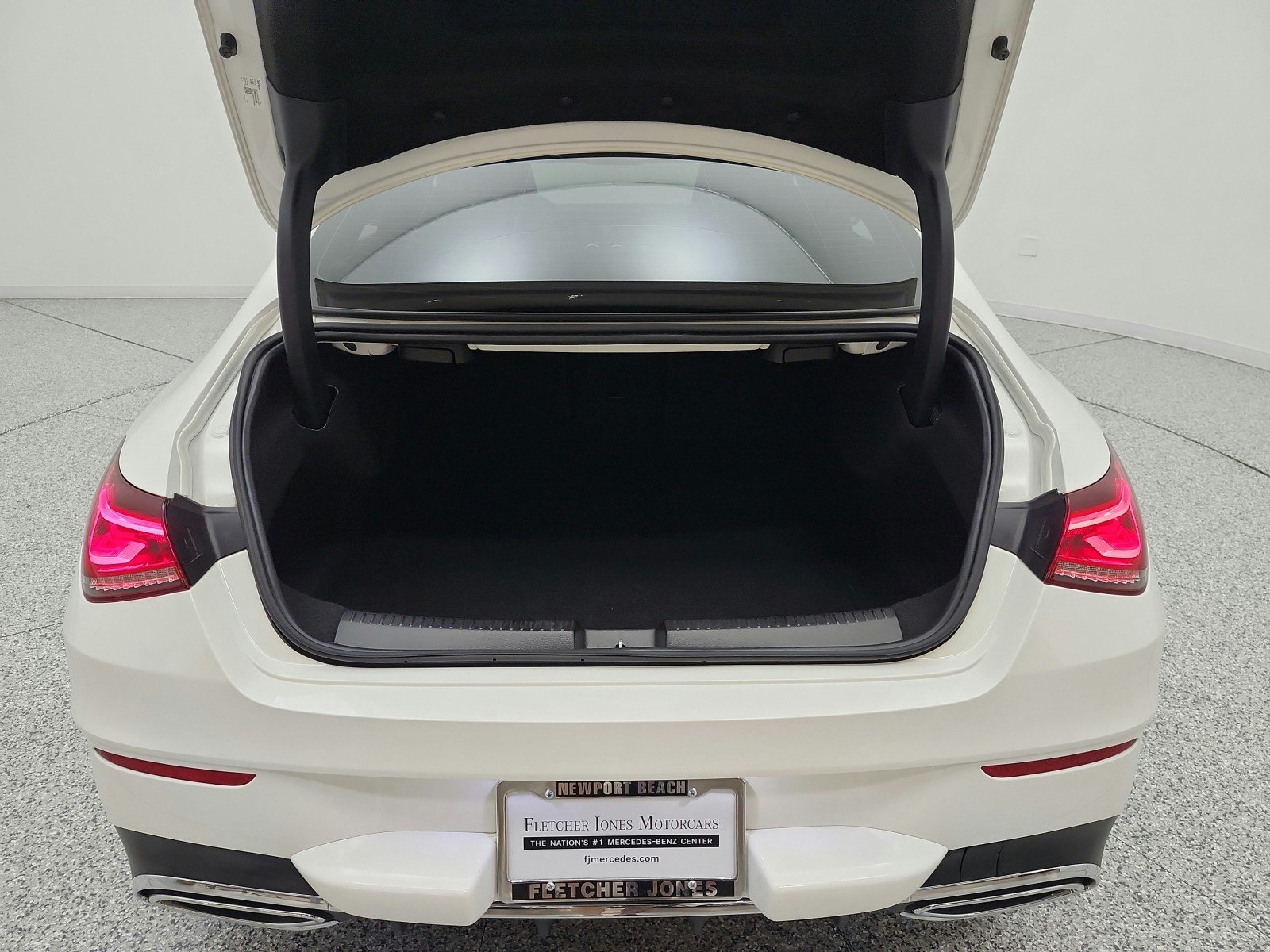Certified 2023 Mercedes-Benz CLA 250 4MATIC image 17