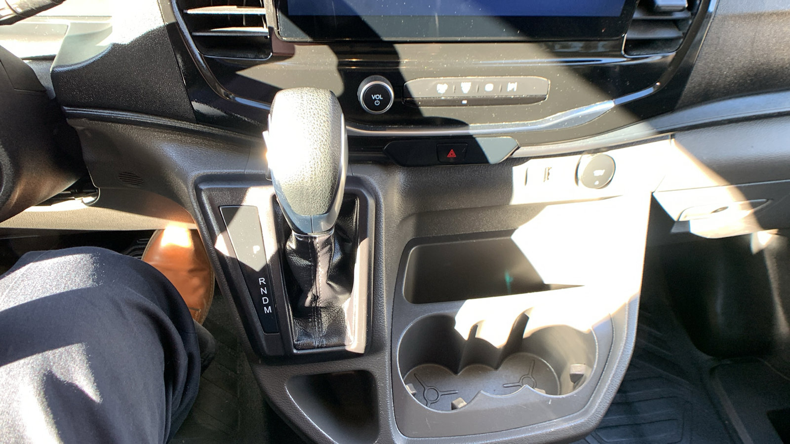 Used 2024 Ford Transit 350 XLT image 17