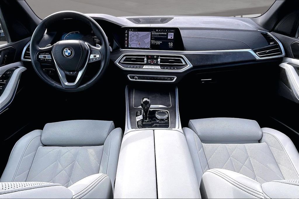 Used 2023 BMW X5 xDrive40i w/ Premium Package image 7