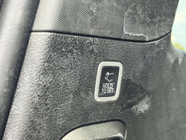 Used 2024 Jeep Wagoneer Series III AWD/4WD image 23