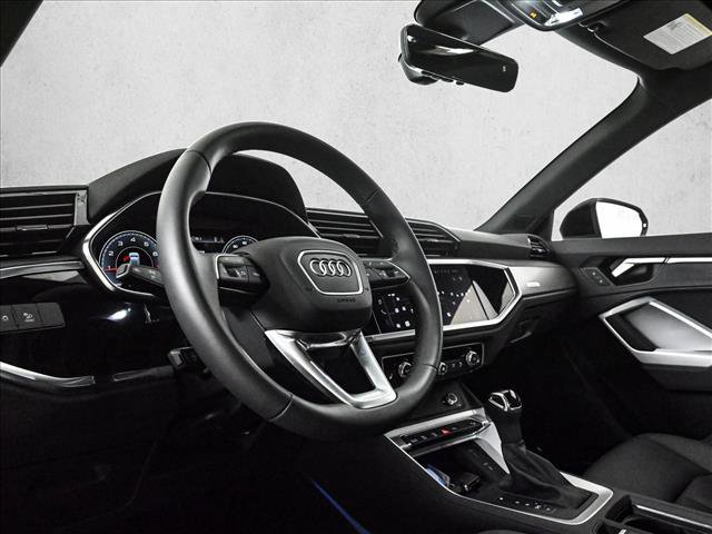 Certified 2025 Audi Q3 2.0T Premium Plus w/ Premium Plus Package image 10