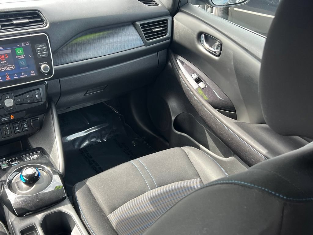Used 2022 Nissan Leaf SV w/ SV Technology Package FWD image 18