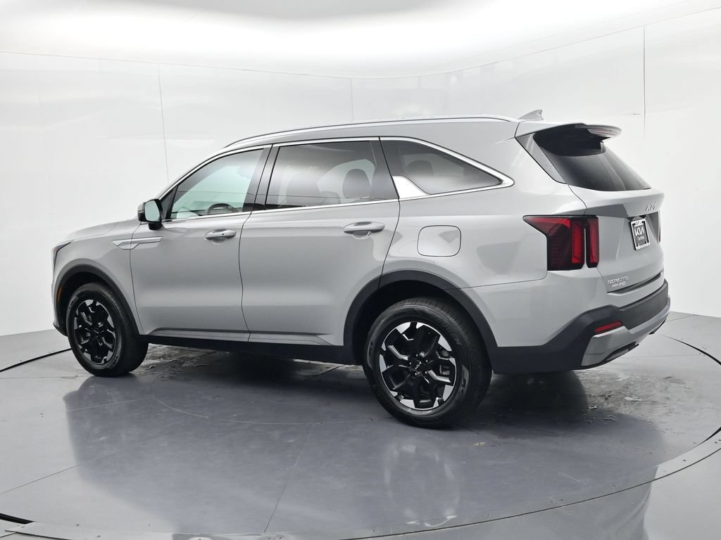 Used 2026 Kia Sorento S AWD/4WD image 5