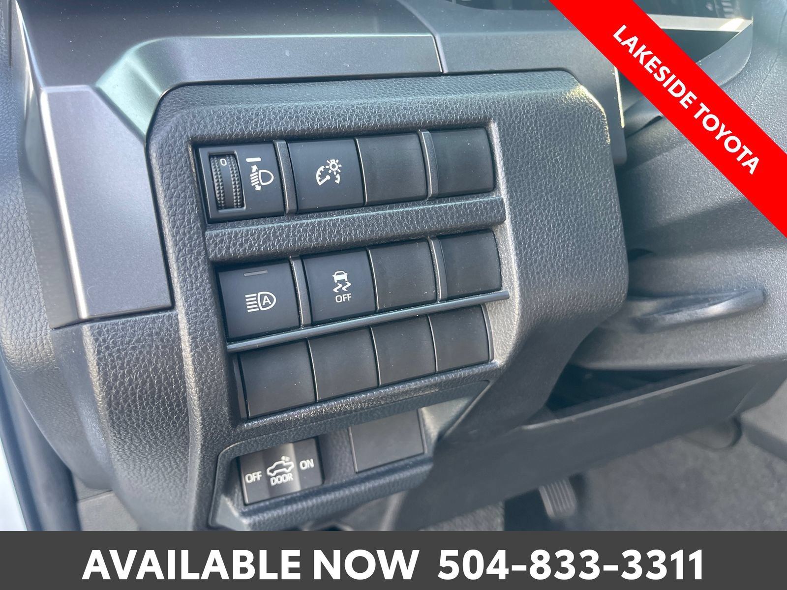 Certified 2025 Toyota Tacoma SR5 w/ SR5 Upgrade Package AWD/4WD image 26