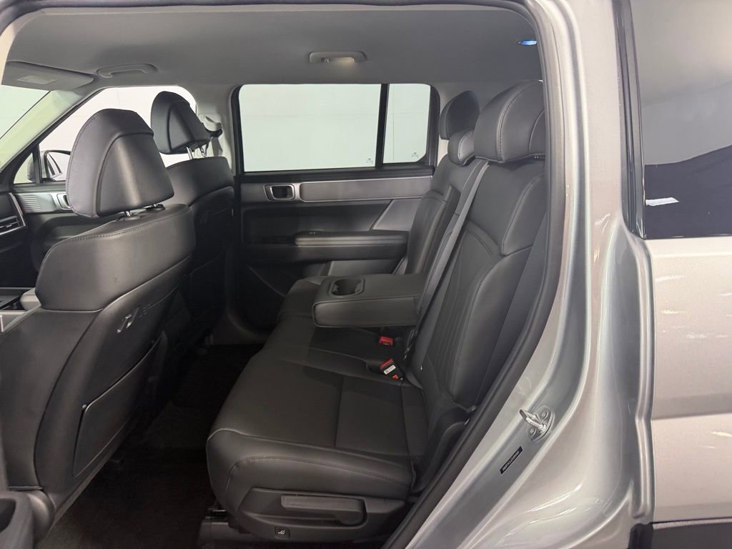 Used 2025 Hyundai Santa Fe SEL image 26