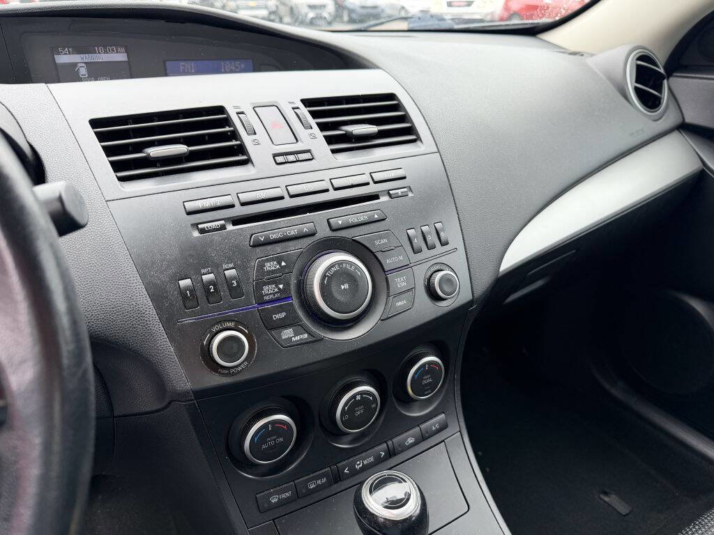 Used 2013 MAZDA MAZDA3 i Touring FWD image 10