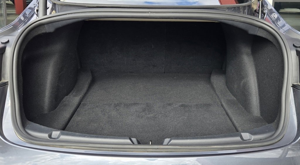 Used 2023 Tesla Model 3 Standard Range image 16