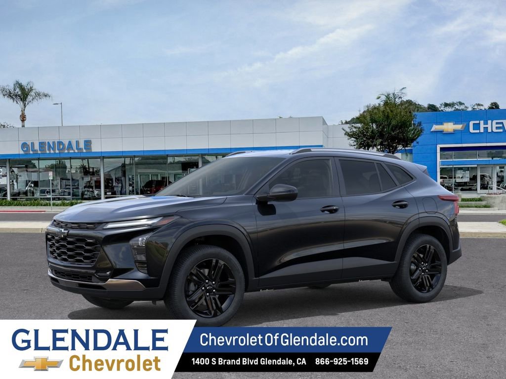 New 2026 Chevrolet Trax ACTIV FWD image 2