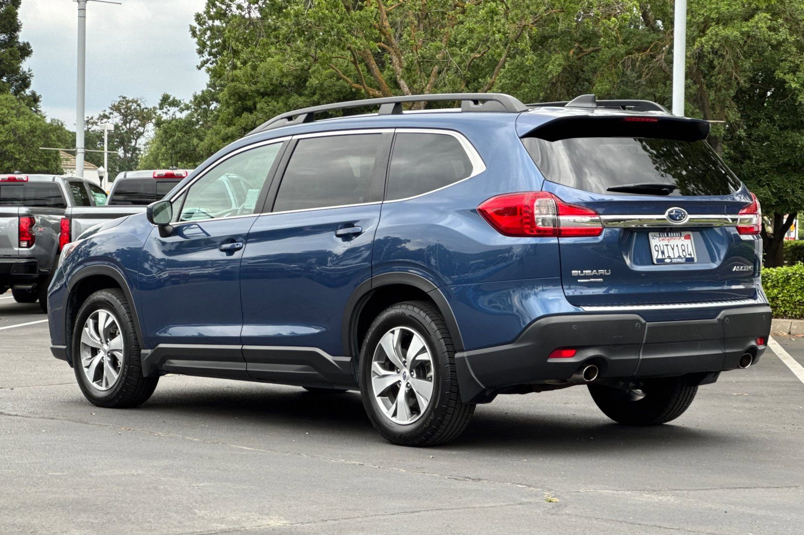 Used 2022 Subaru Ascent Premium w/ Convenience Package AWD/4WD image 5