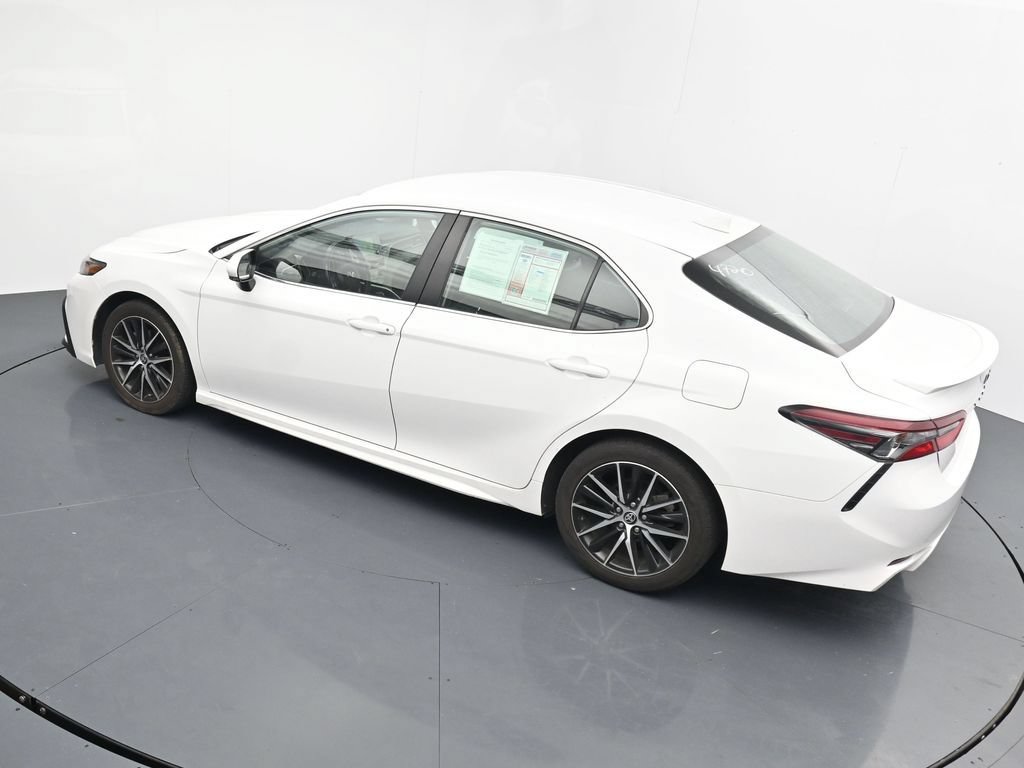 Used 2024 Toyota Camry SE FWD image 13