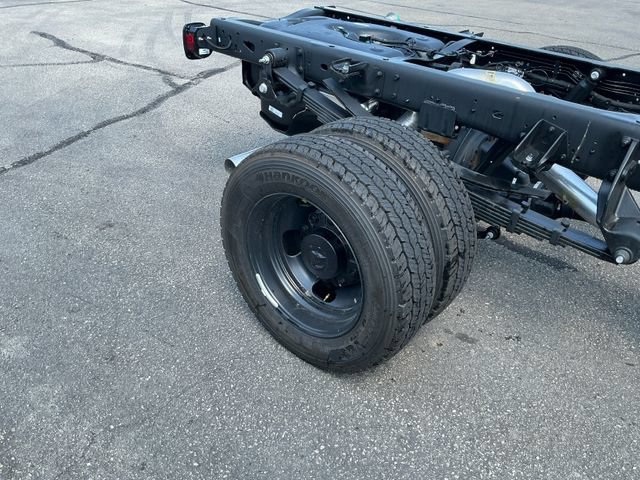 New 2026 RAM 5500 Tradesman AWD/4WD image 16