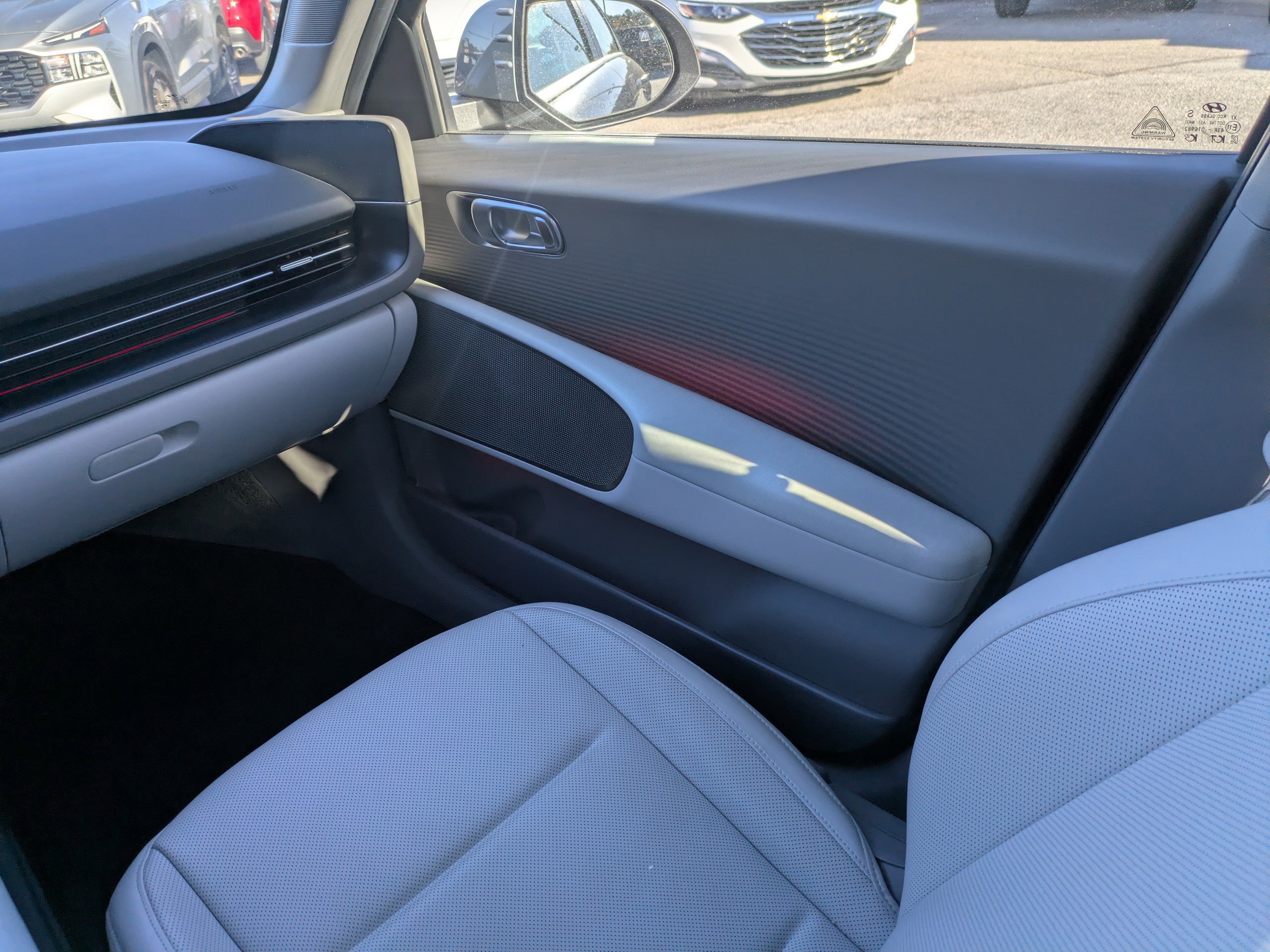 Certified 2023 Hyundai Ioniq 6 SEL image 17