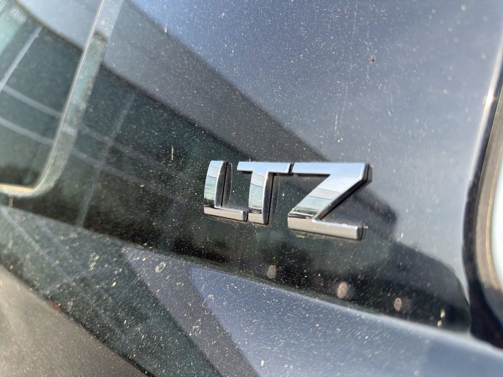 Used 2016 Chevrolet Suburban LTZ image 12