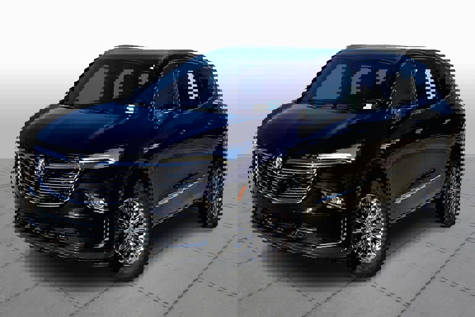 Used 2024 Buick Enclave Premium image 2