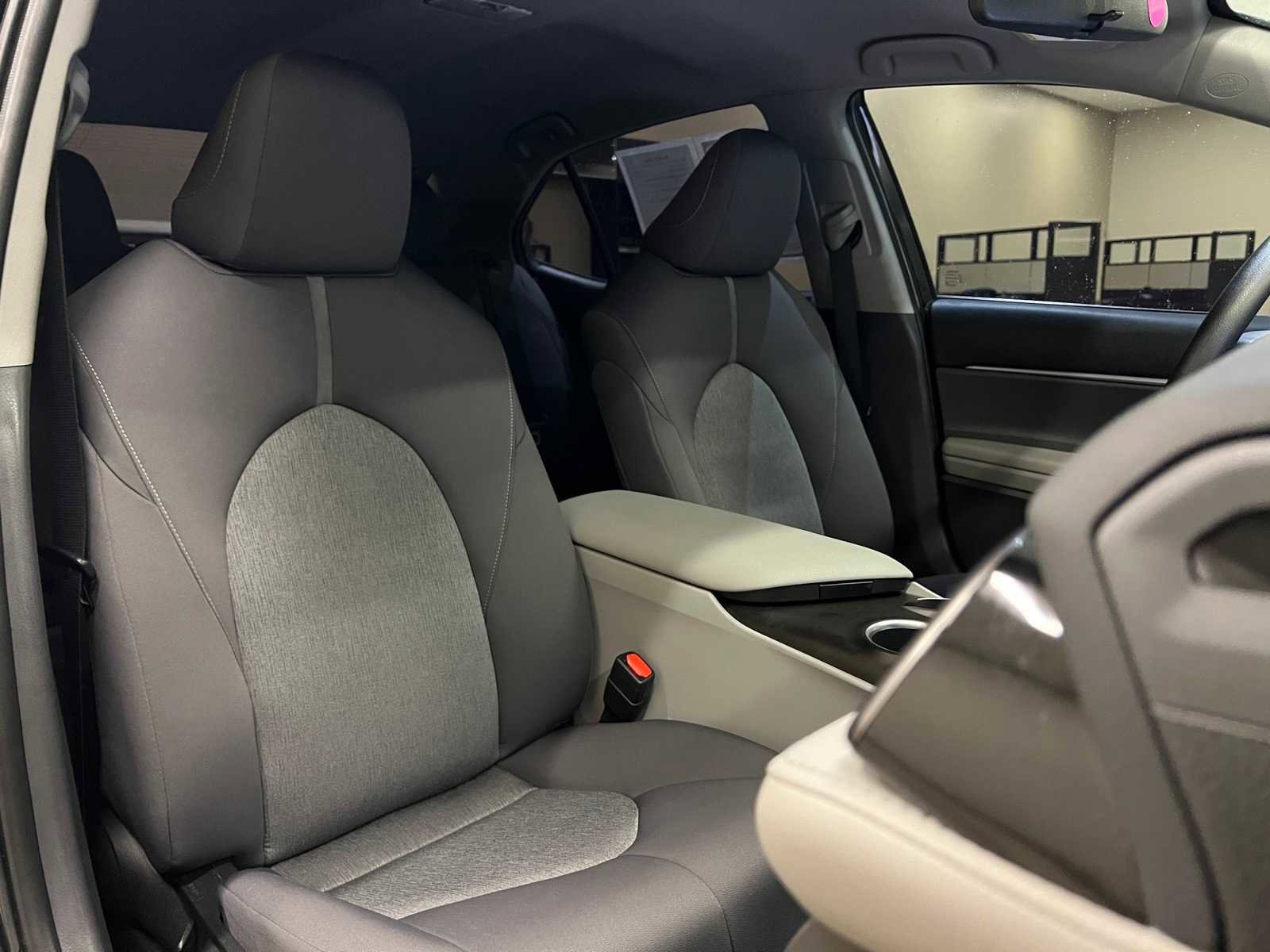 Certified 2022 Toyota Camry LE w/ Carpet Mat Package (TMS) image 14