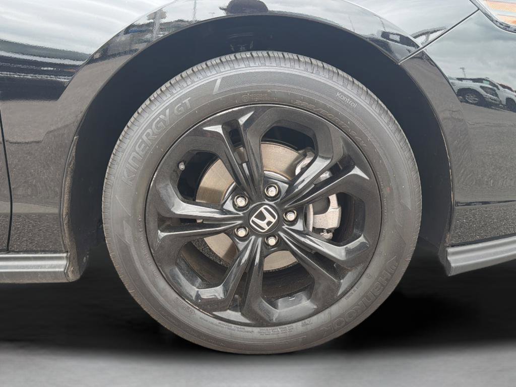 Used 2025 Honda Accord SE image 29