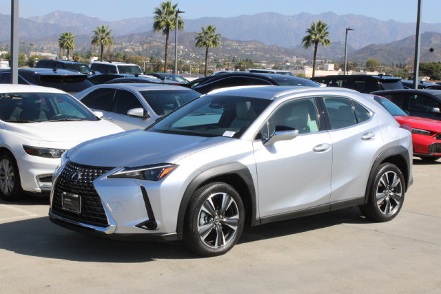 Certified 2025 Lexus UX 300h FWD image 18