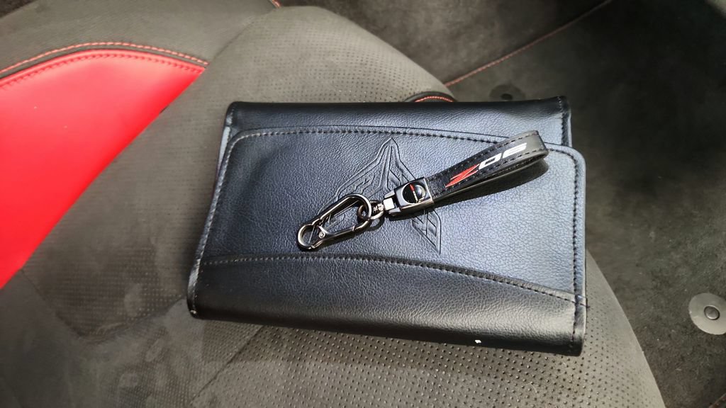 Used 2023 Chevrolet Corvette Z06 w/ Z07 Performance Package RWD image 46
