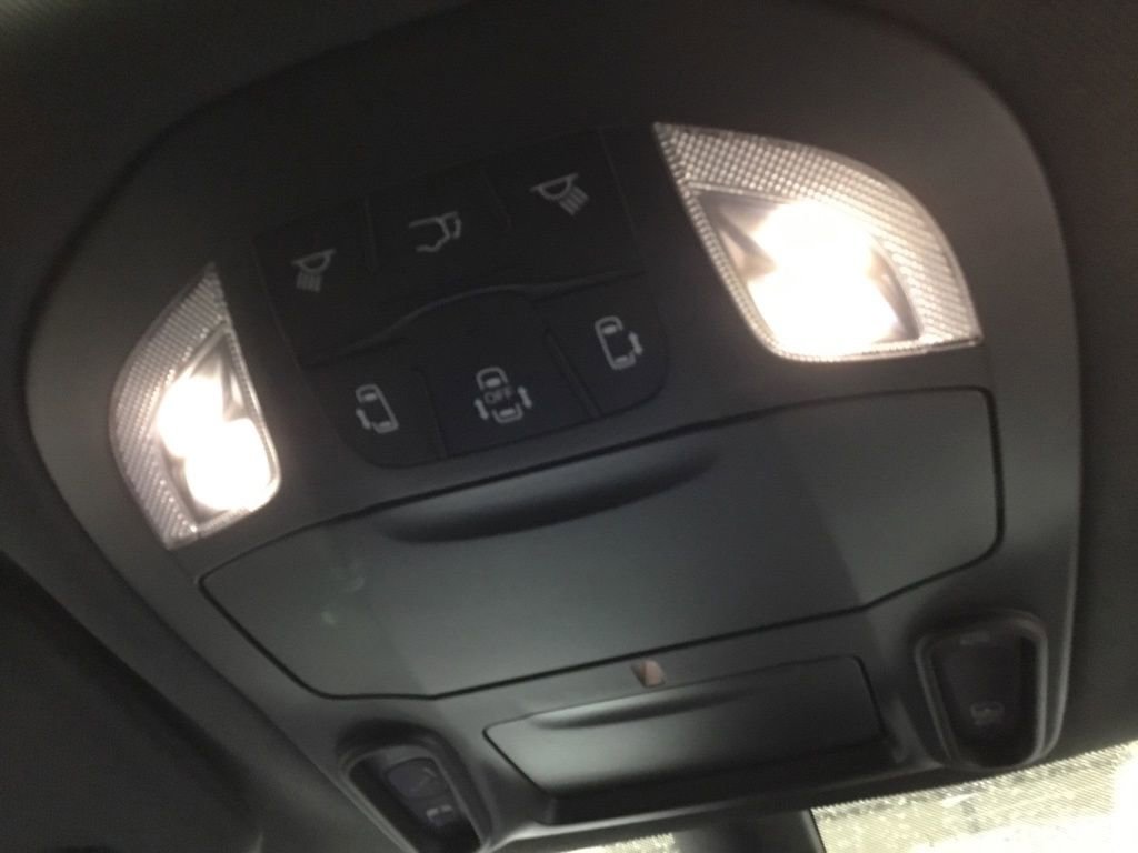 New 2026 Chrysler Pacifica Limited w/ S Appearance Package image 38