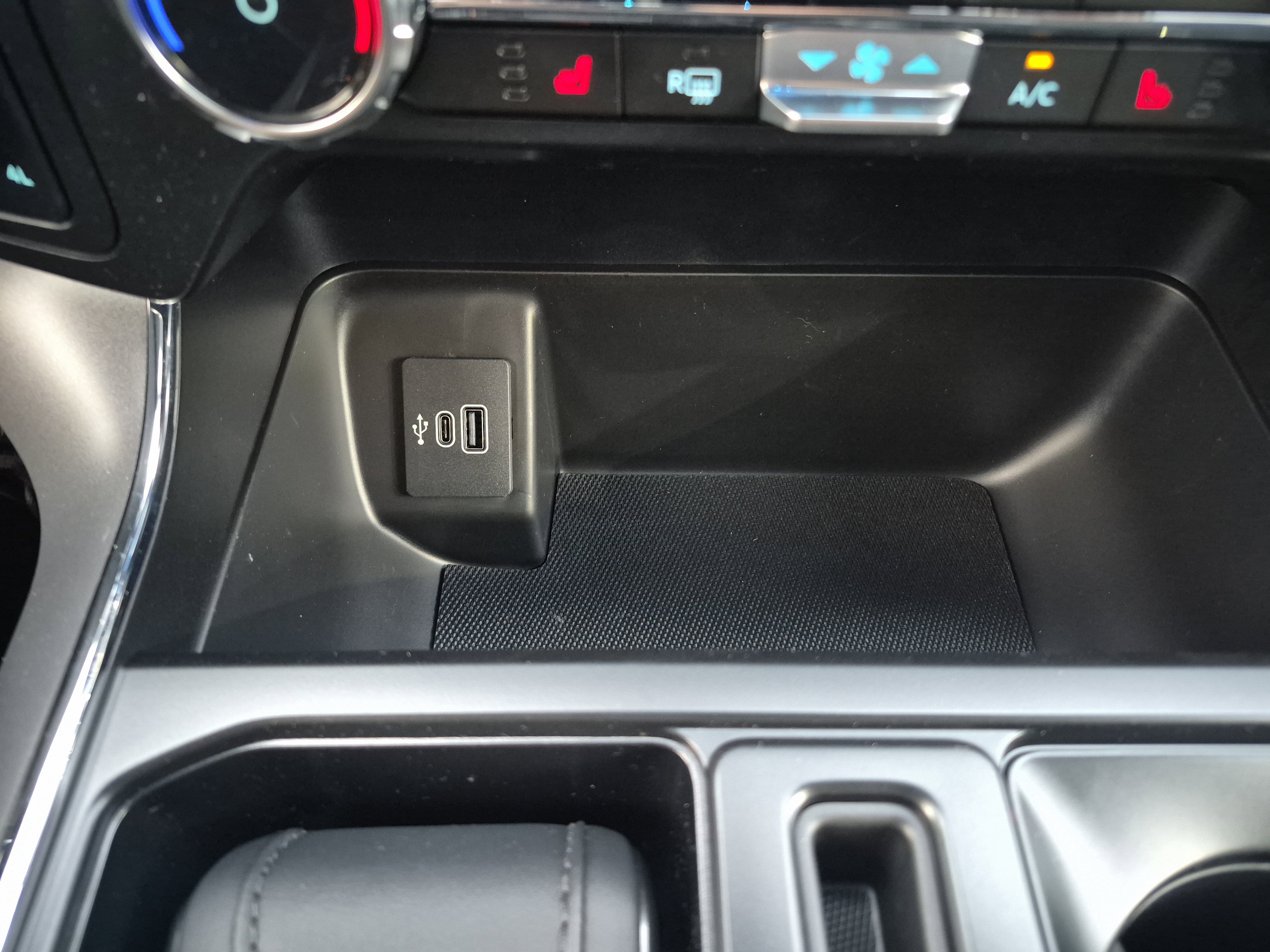 New 2026 Ford F150 XLT w/ Equipment Group 302A MID image 34