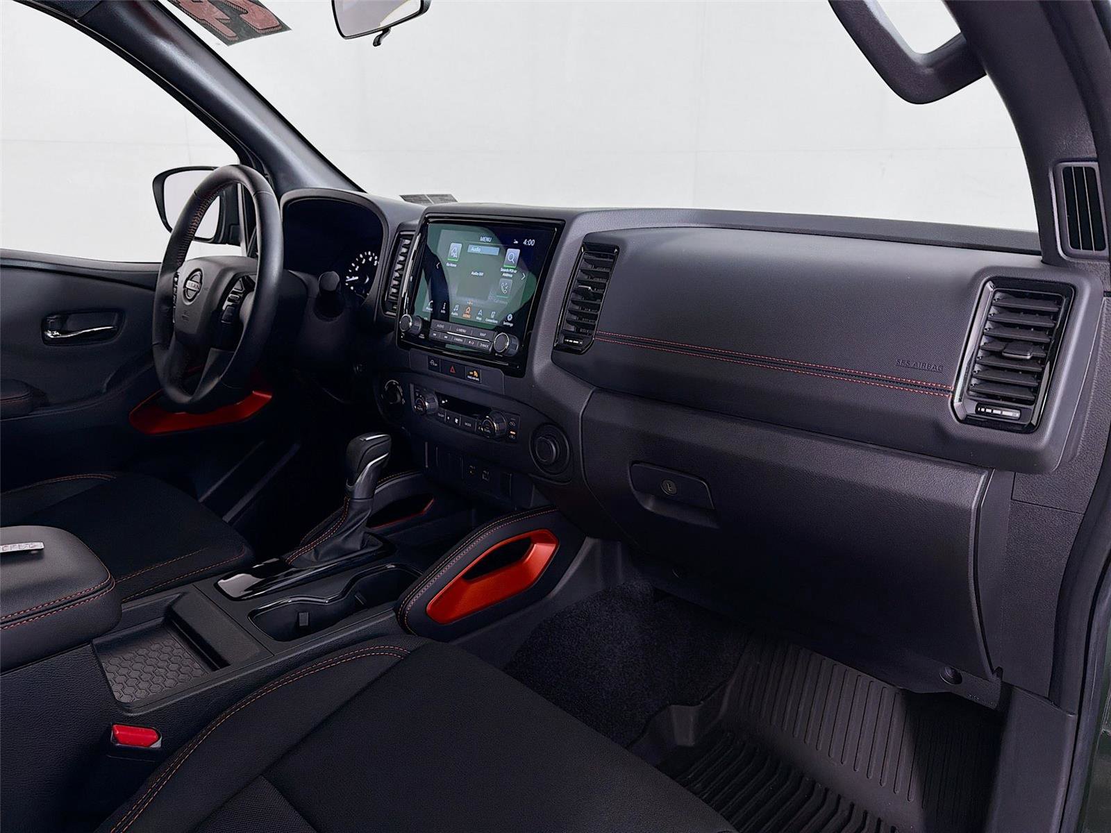 Used 2024 Nissan Frontier PRO-4X w/ Off-Road Protection Package image 27