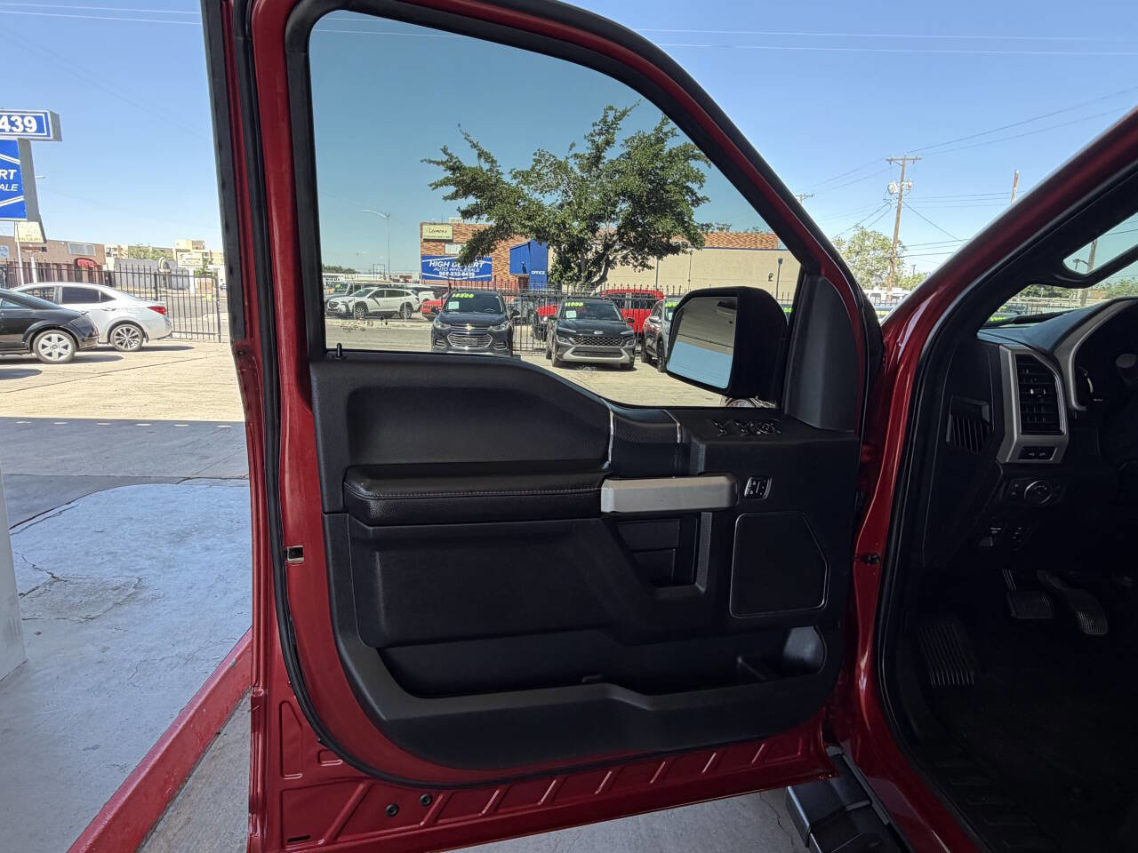 Used 2019 Ford F150 Lariat AWD/4WD image 12