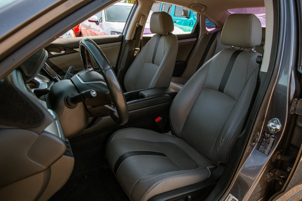 Used 2018 Honda Civic EX-L image 13
