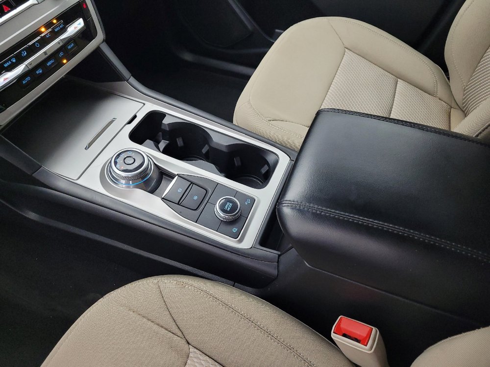 Used 2023 Ford Explorer XLT image 26