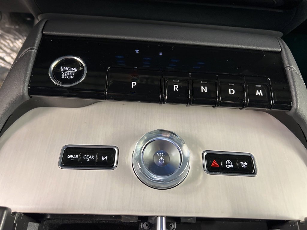 New 2026 Lincoln Navigator Reserve image 17