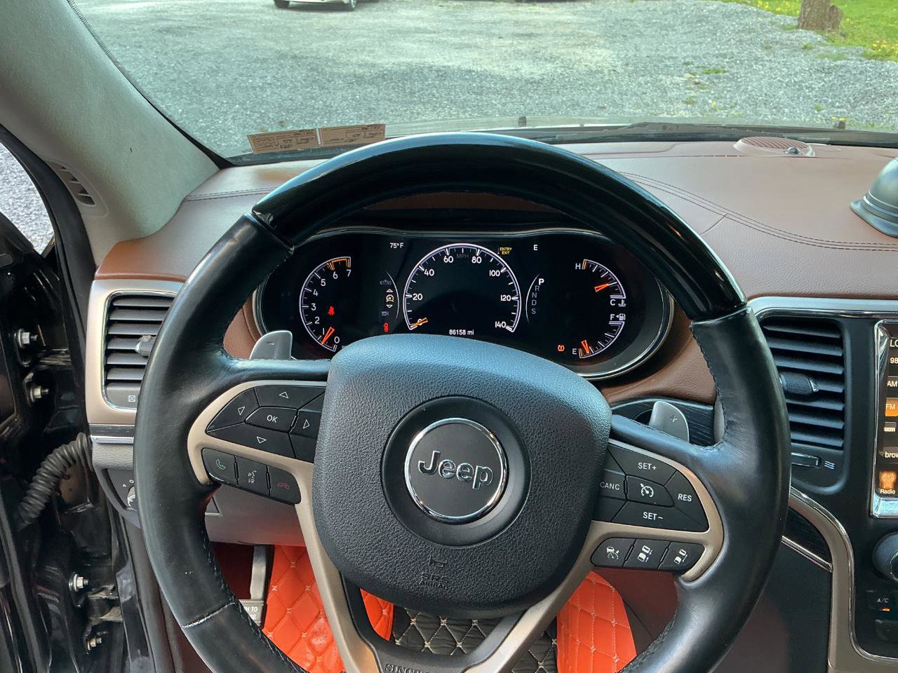 Used 2015 Jeep Grand Cherokee Summit AWD/4WD image 12