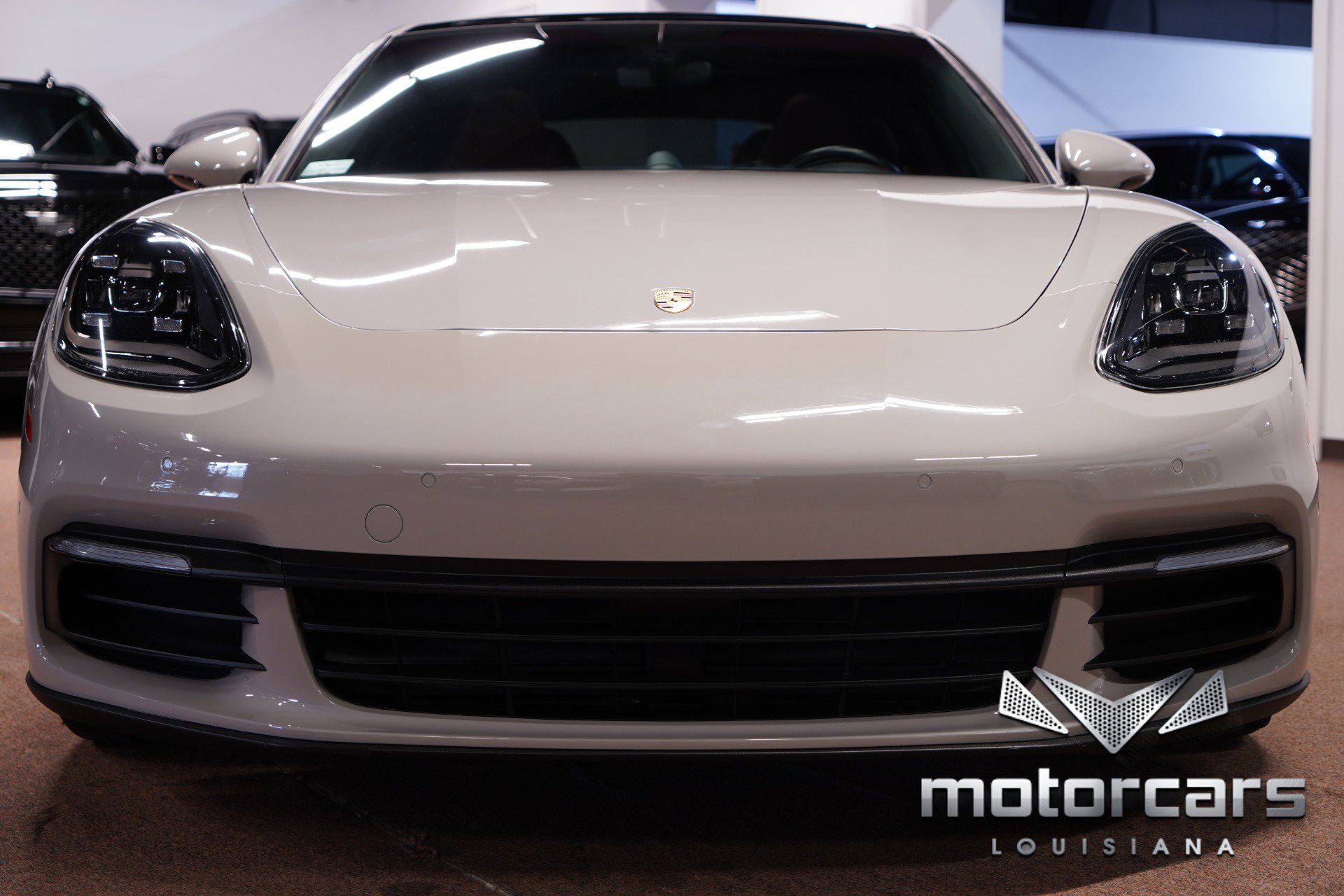 Used 2020 Porsche Panamera w/ Premium Package image 10