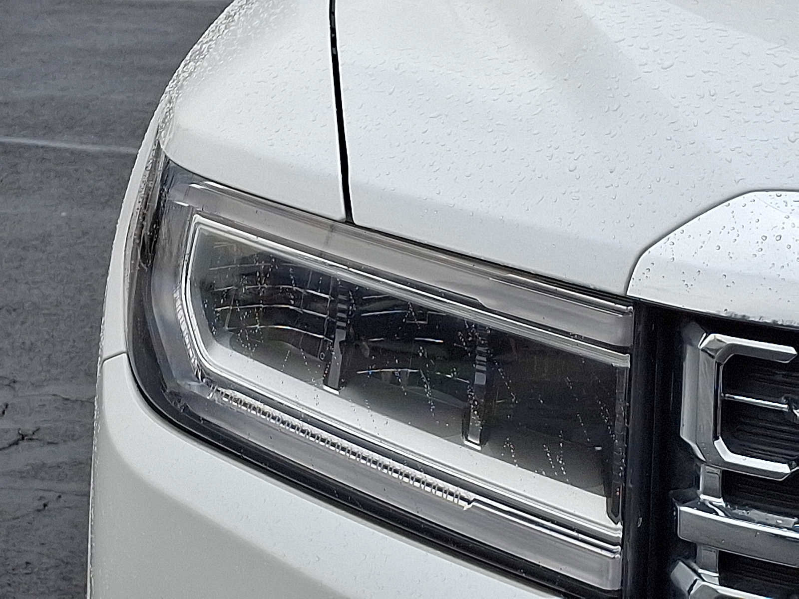 Used 2023 GMC Acadia Denali w/ Denali Ultimate Package image 9