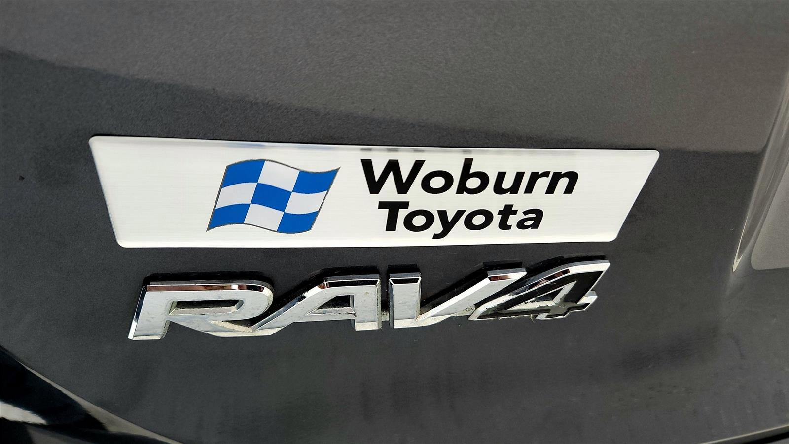 Certified 2018 Toyota RAV4 XLE w/ Carpet Mat Package image 14