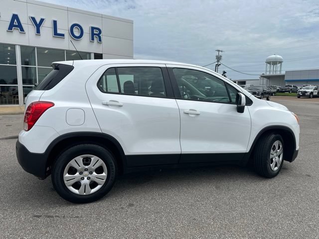 Used 2015 Chevrolet Trax LS FWD image 16