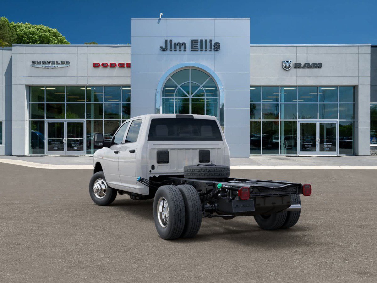 New 2026 RAM 3500 Tradesman w/ Chrome Appearance Group A AWD/4WD image 29