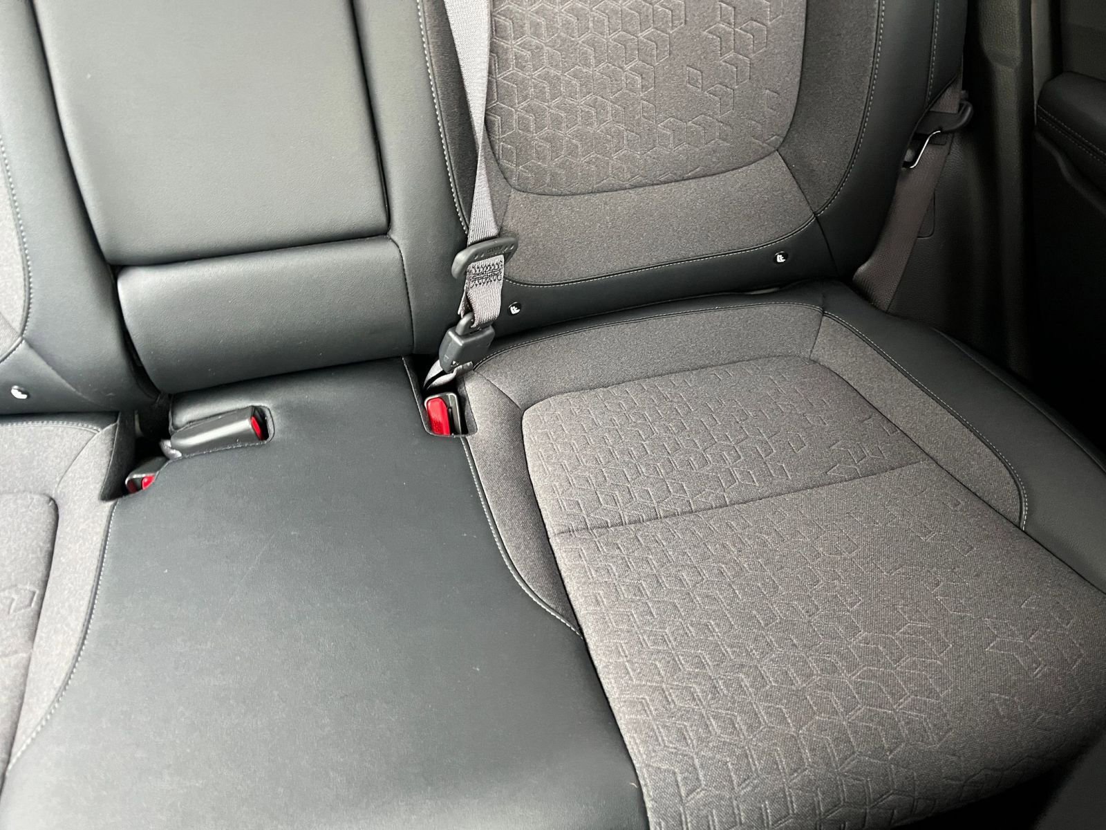 Used 2025 Kia Seltos S image 39