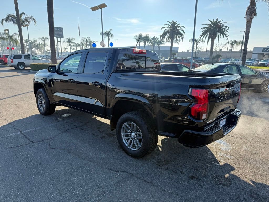Used 2024 Chevrolet Colorado LT w/ LT Convenience Package image 4